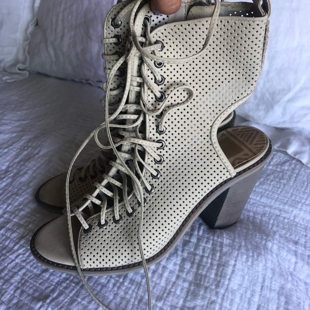 Dolce vita lace up shoes